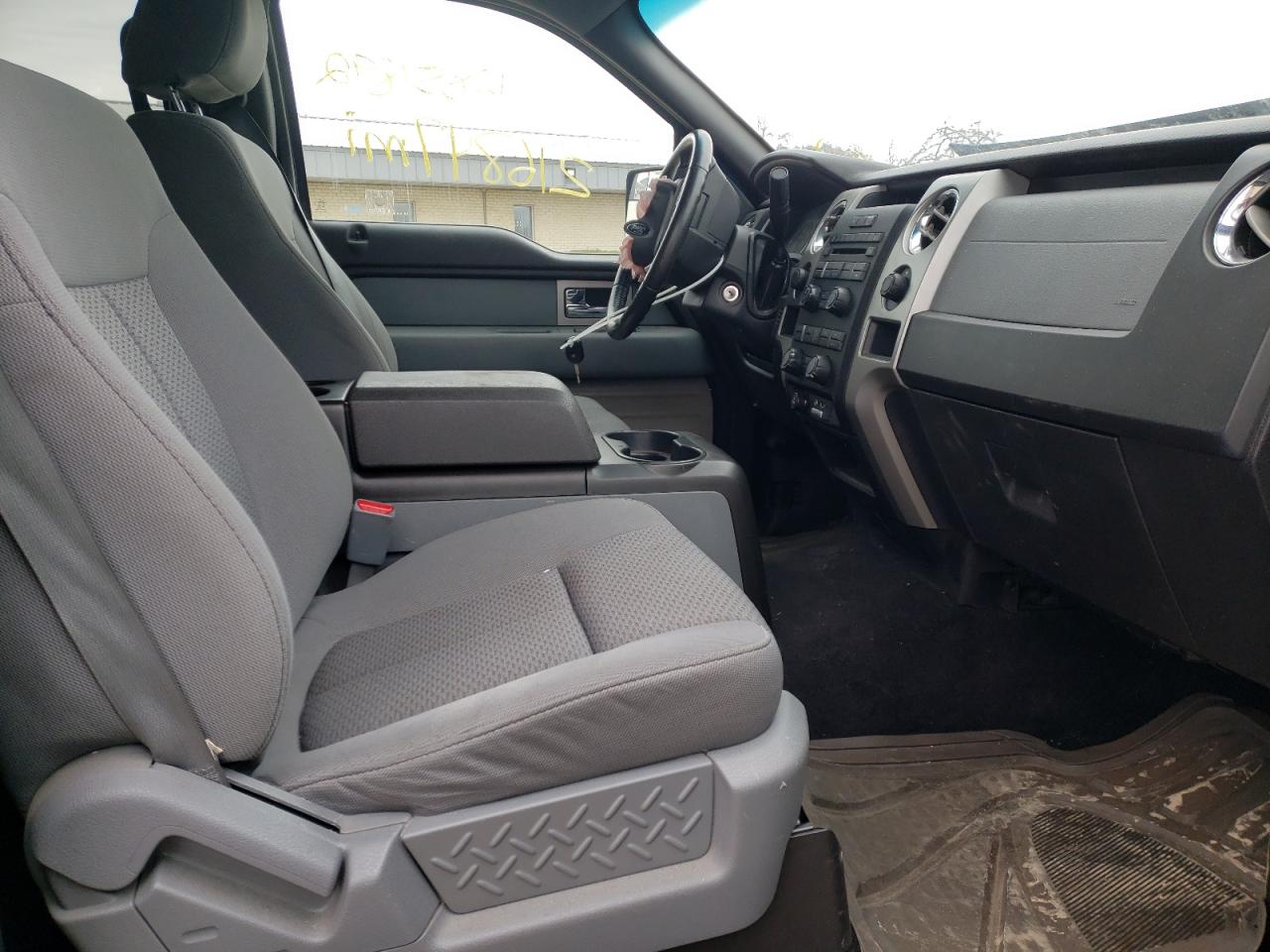 Photo 5 from auction – 2011 FORD F150 SUPER with VIN 1FTFW1EF4BFD16755