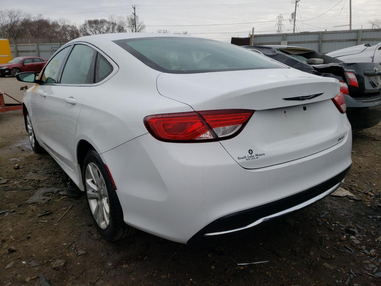 Photo 3 from auction – 2015 CHRYSLER 200 LIMITE with VIN 1C3CCCAB0FN693660