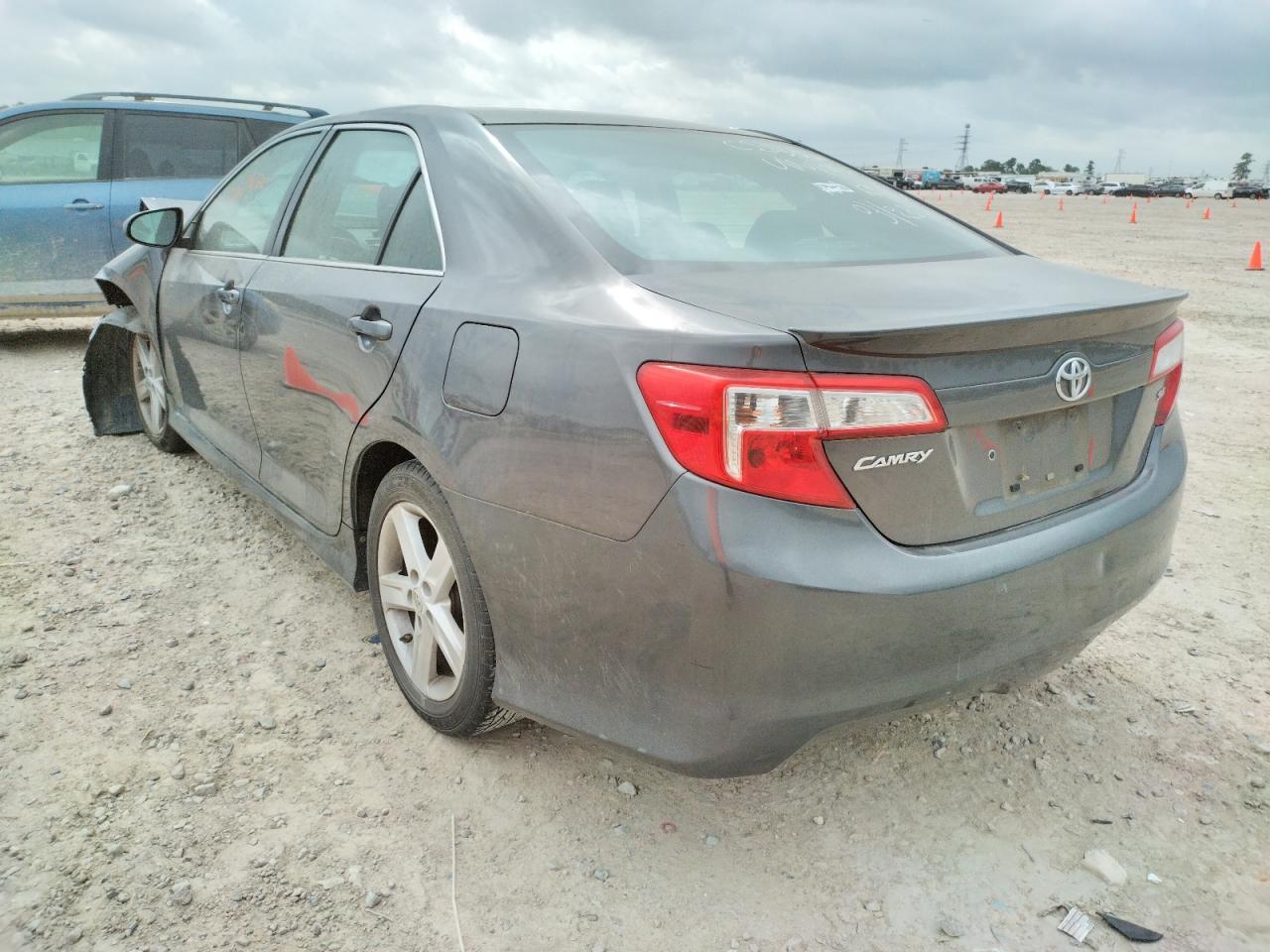 Photo 3 from auction – 2013 TOYOTA CAMRY L with VIN 4T1BF1FK2DU231045