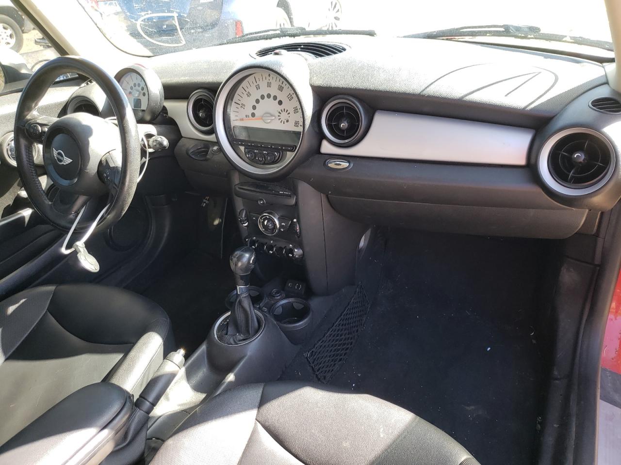 Photo 9 from auction – 2013 MINI COOPER with VIN WMWSU3C54DT544900