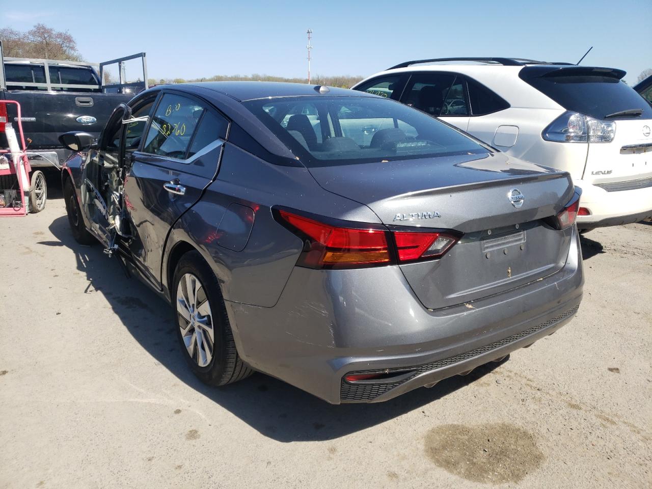 Photo 3 from auction – 2020 NISSAN ALTIMA S with VIN 1N4BL4BV3LC233296