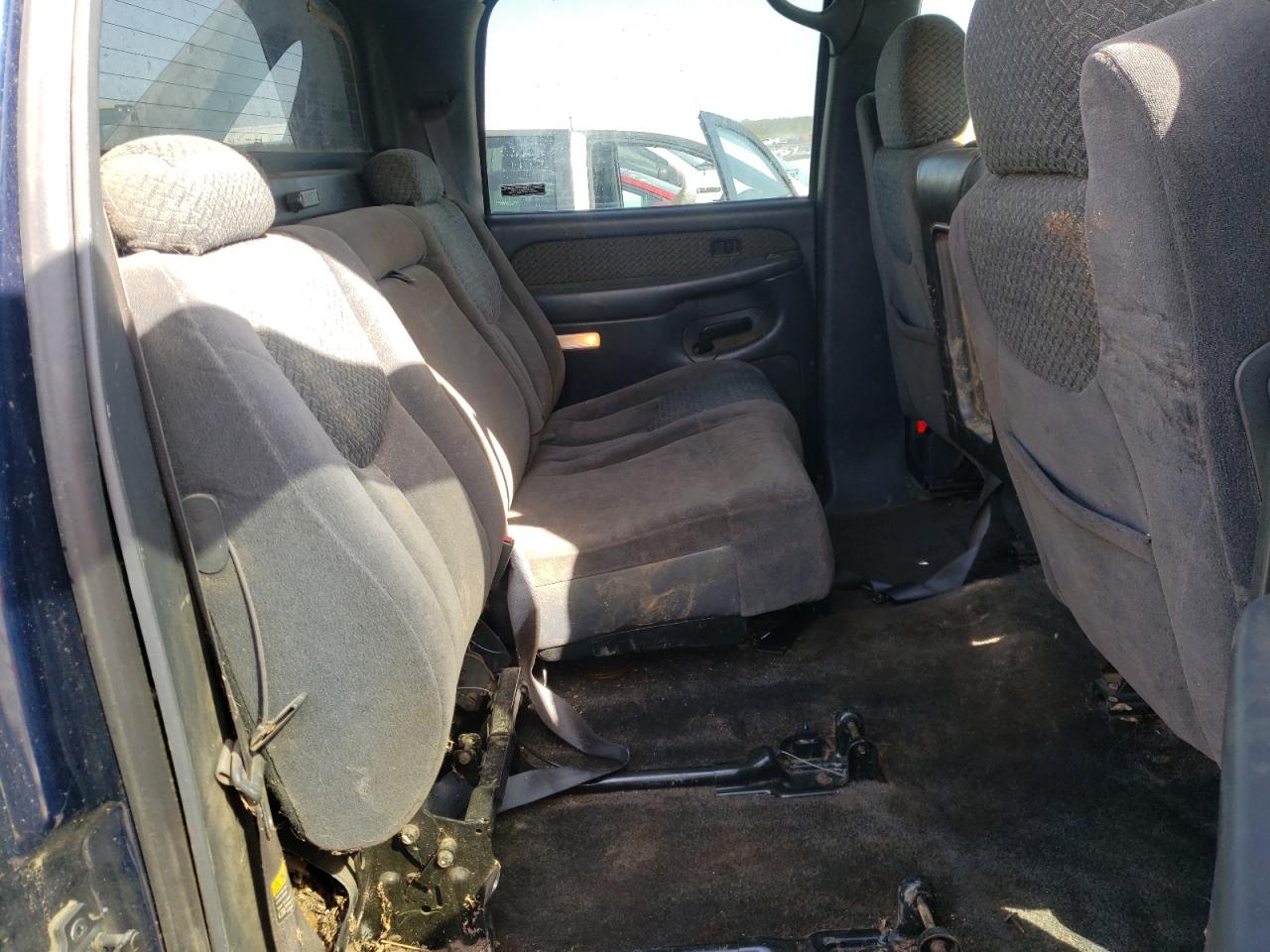 Photo 6 from auction – 2002 CHEVROLET AVALANCHE with VIN 3GNEK13T52G247242