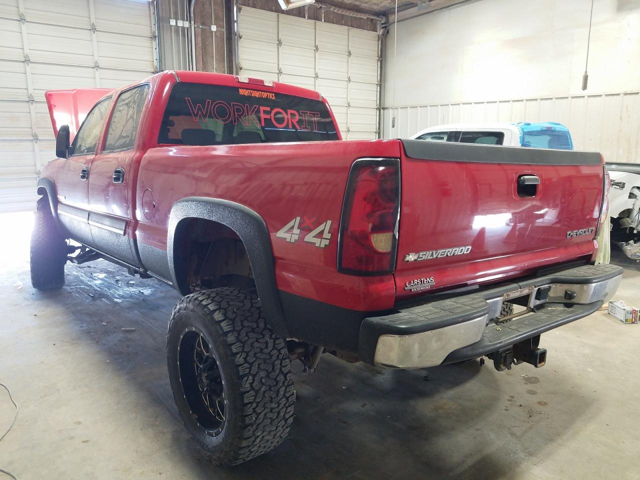 Photo 3 from auction – 2004 CHEVROLET SILVERADO with VIN 1GCHK23U54F117566