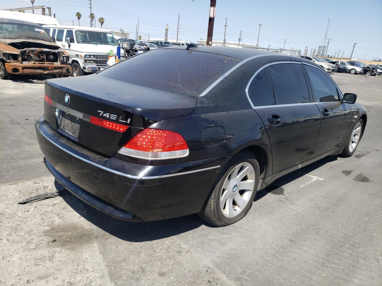 Photo 4 from auction – 2003 BMW 745 LI with VIN WBAGN63423DR10261