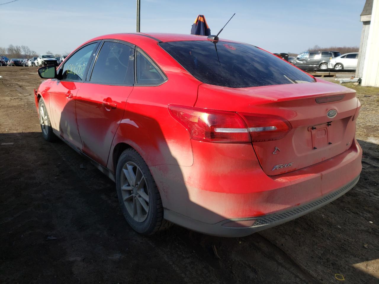 Photo 3 from auction – 2015 FORD FOCUS SE with VIN 1FADP3F2XFL329180