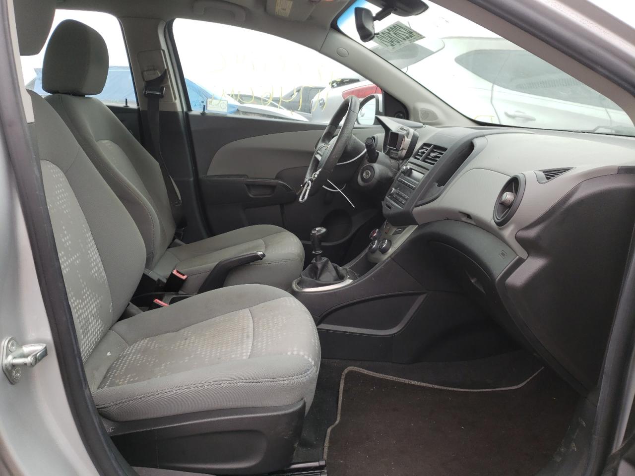 Photo 5 from auction – 2013 CHEVROLET SONIC LS with VIN 1G1JB5SH9D4120269