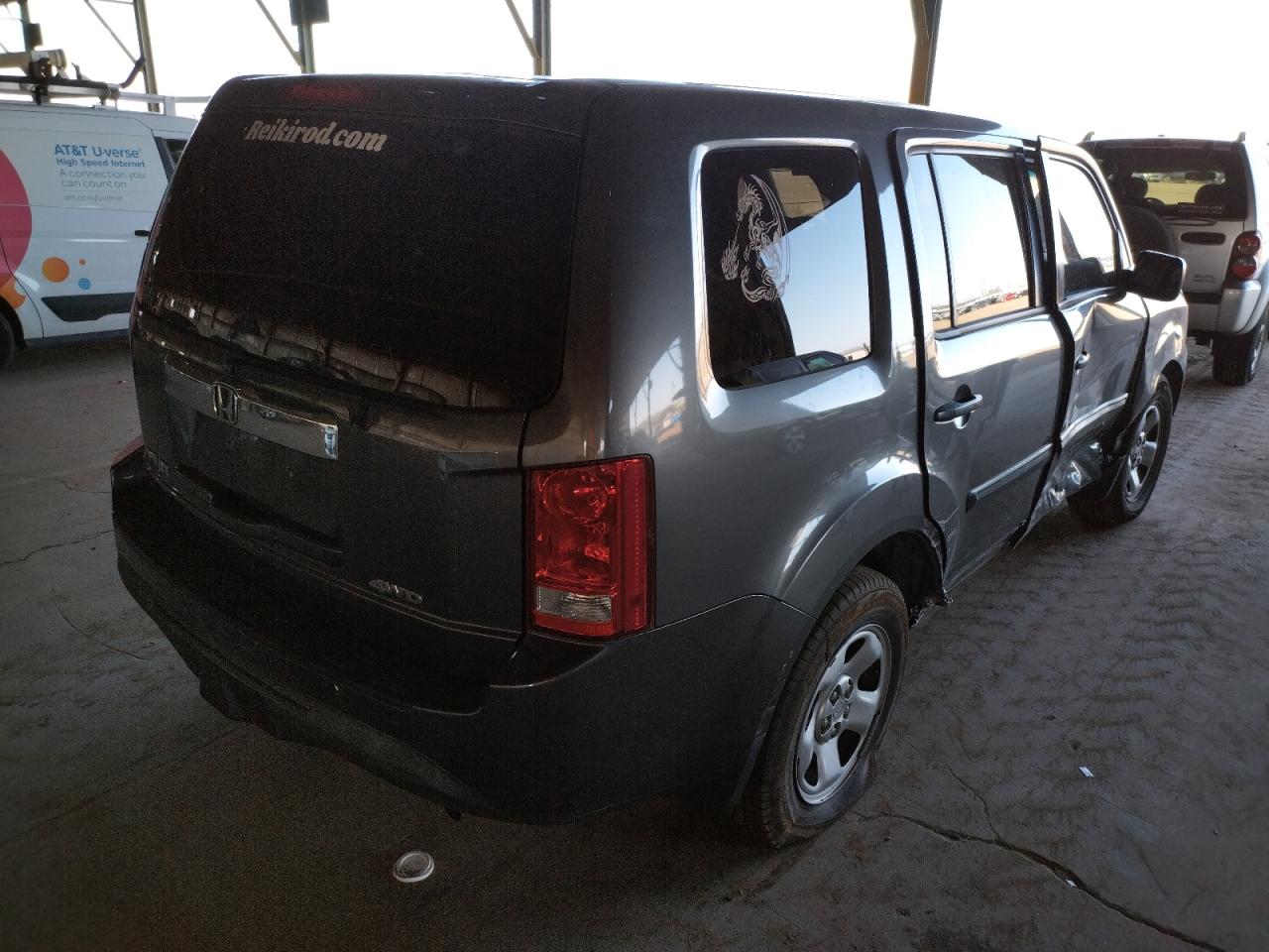 Photo 4 from auction – 2012 HONDA PILOT LX with VIN 5FNYF4H23CB022496