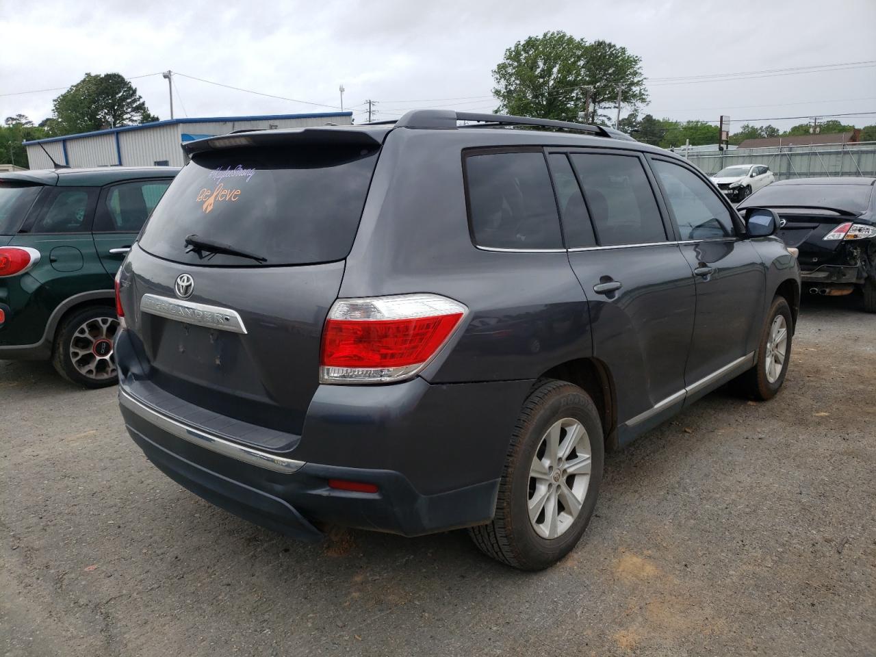 Photo 4 from auction – 2012 TOYOTA HIGHLANDER with VIN 5TDZA3EH2CS021437