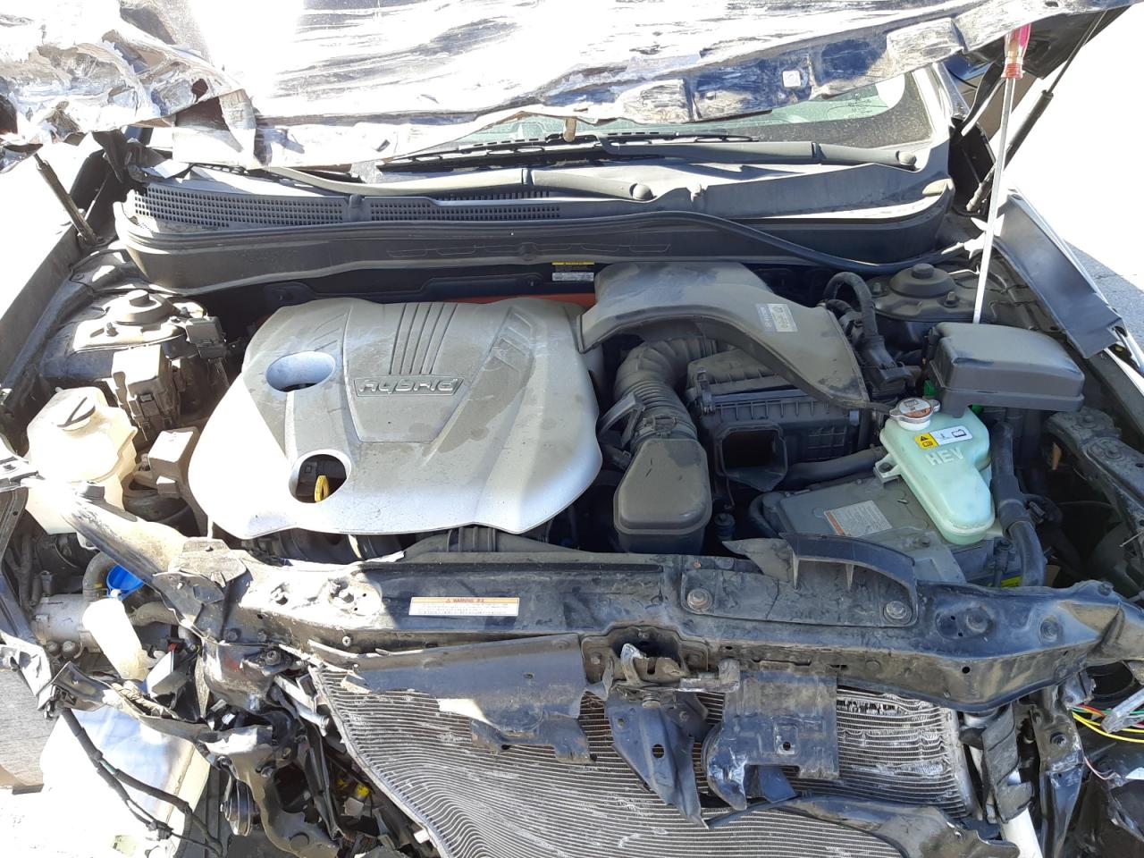 Photo 7 from auction – 2012 HYUNDAI SONATA HYB with VIN KMHEC4A40CA035198