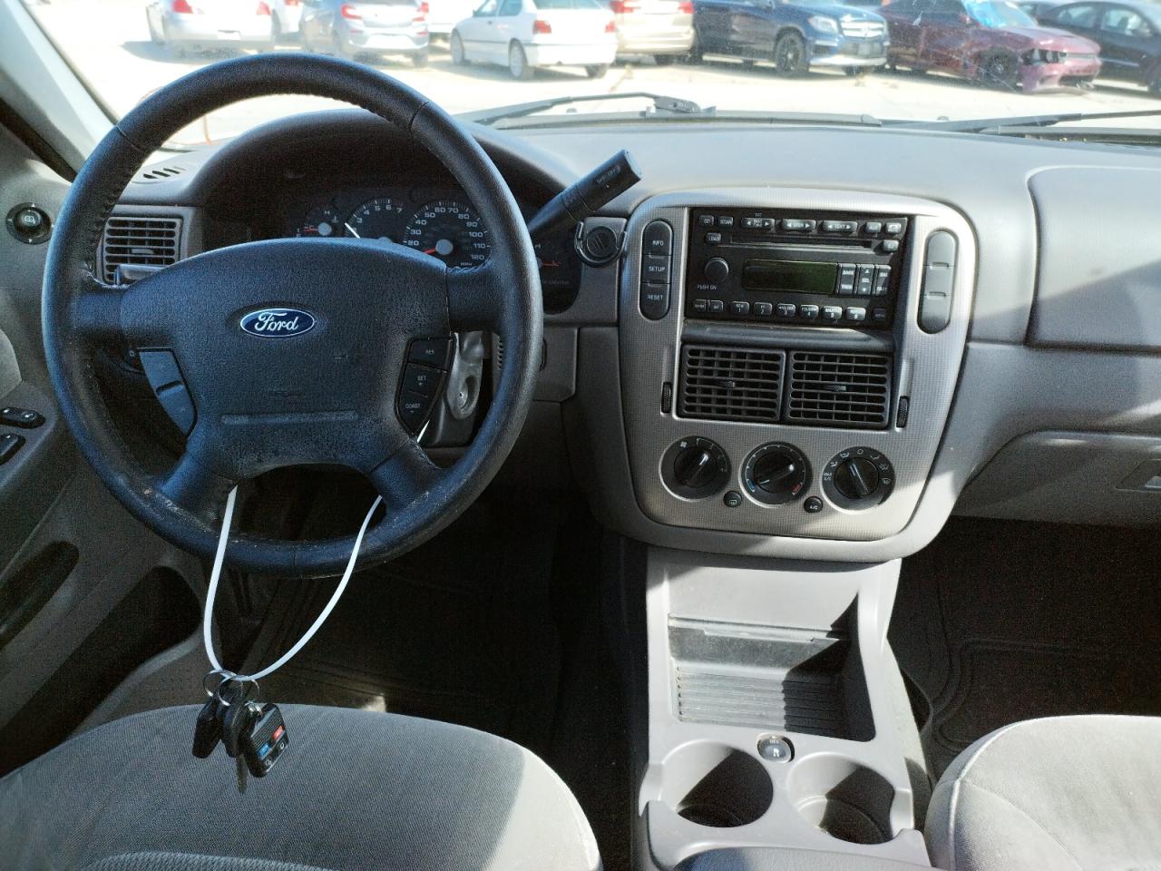 Photo 9 from auction – 2005 FORD EXPLORER X with VIN 1FMZU63EX5ZA64812