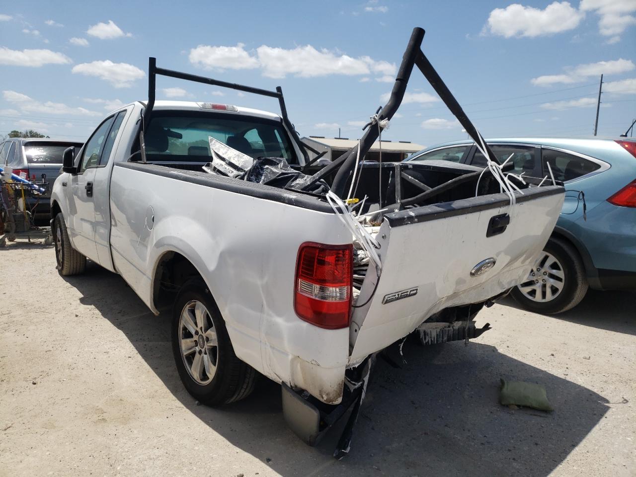 Photo 3 from auction – 2007 FORD F150 with VIN 1FTRF12277KB73913