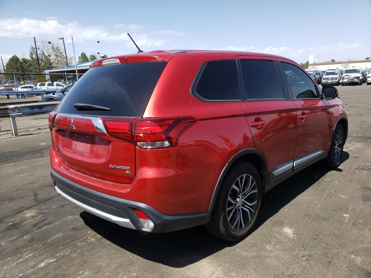 Photo 4 from auction – 2016 MITSUBISHI OUTLANDER with VIN JA4AD3A31GZ001595