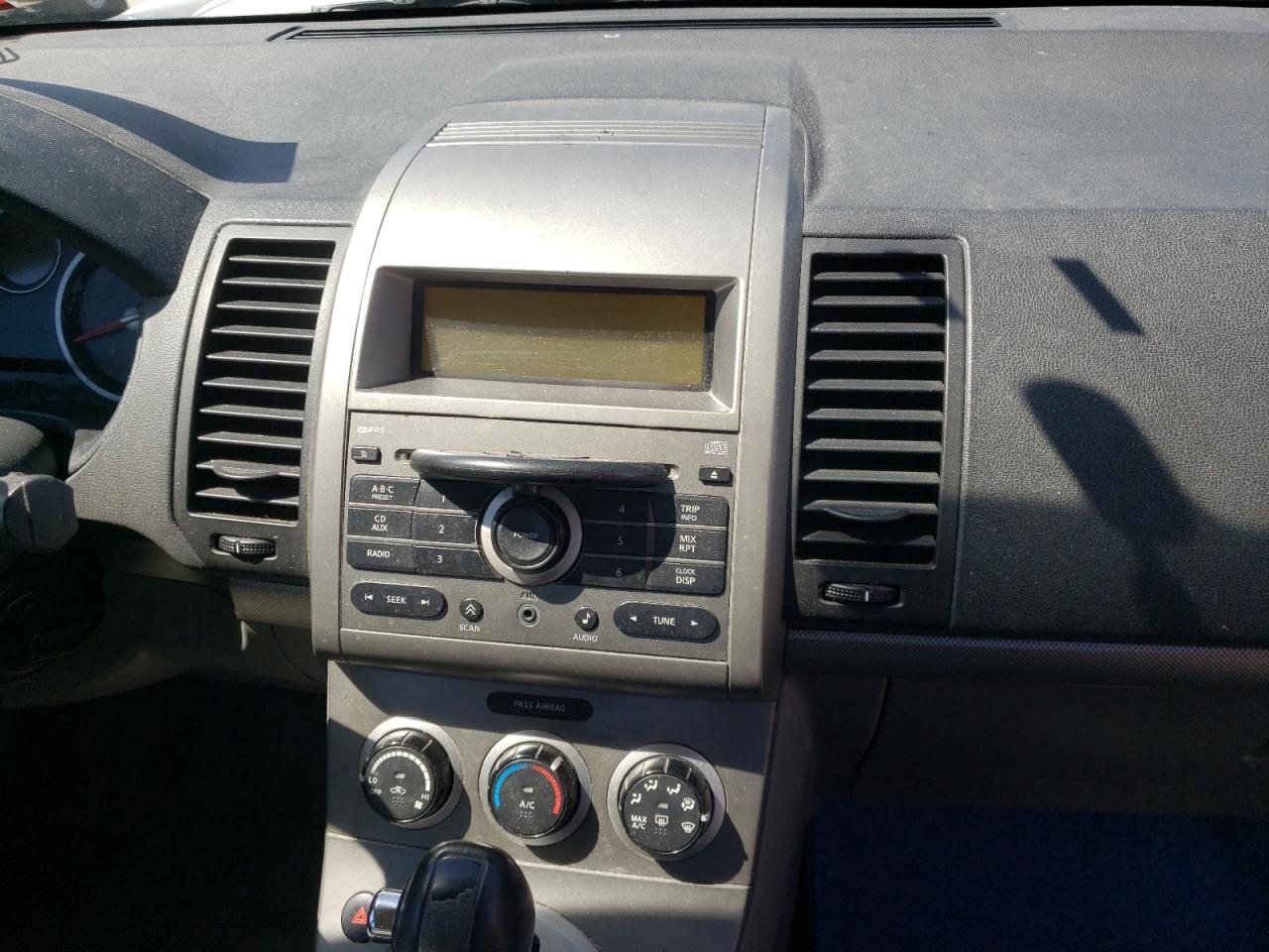 Photo 9 from auction – 2008 NISSAN SENTRA 2.0 with VIN 3N1AB61E98L708356