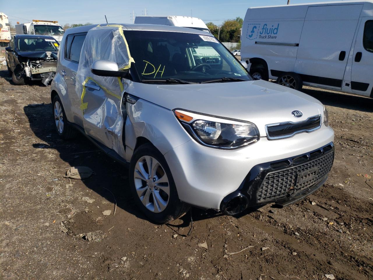KIA SOUL + 2016 with VIN KNDJP3A53G7843056 - Photo from auction