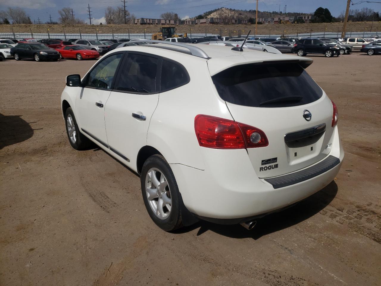 Photo 3 from auction – 2011 NISSAN ROGUE S with VIN JN8AS5MV5BW303622