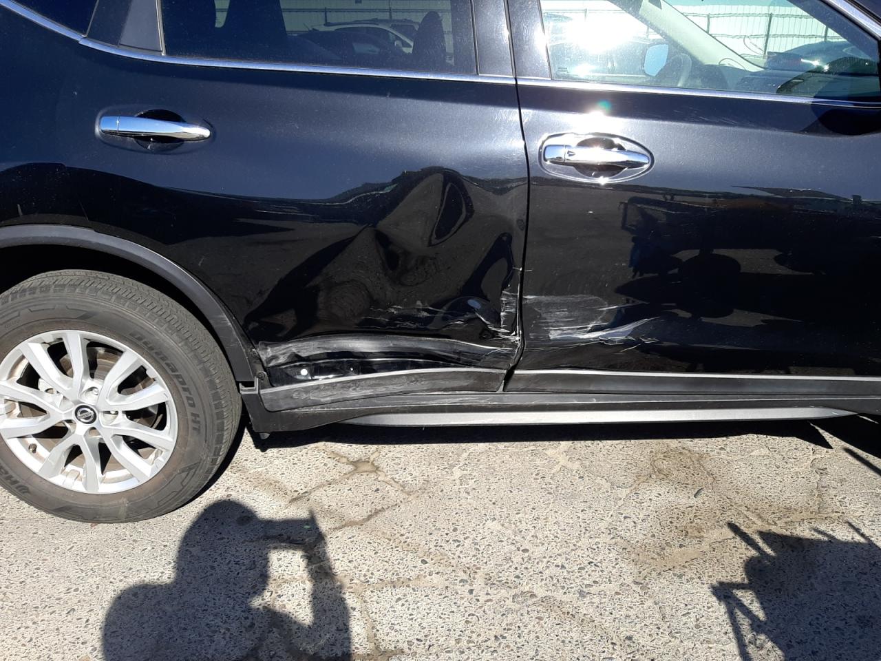 Photo 9 from auction – 2018 NISSAN ROGUE S with VIN 5N1AT2MT1JC714890