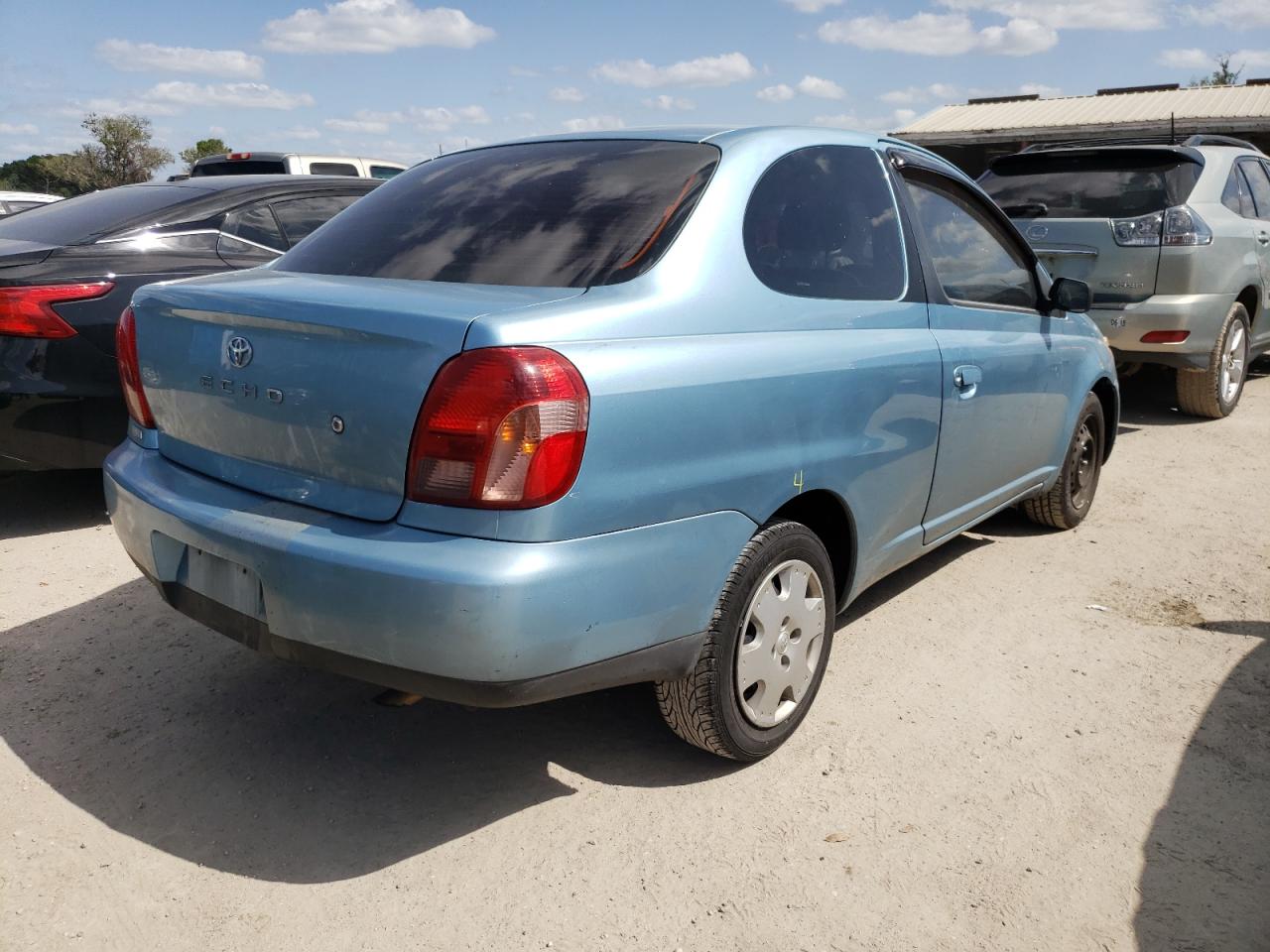 Photo 4 from auction – 2002 TOYOTA ECHO with VIN JTDAT123120252254