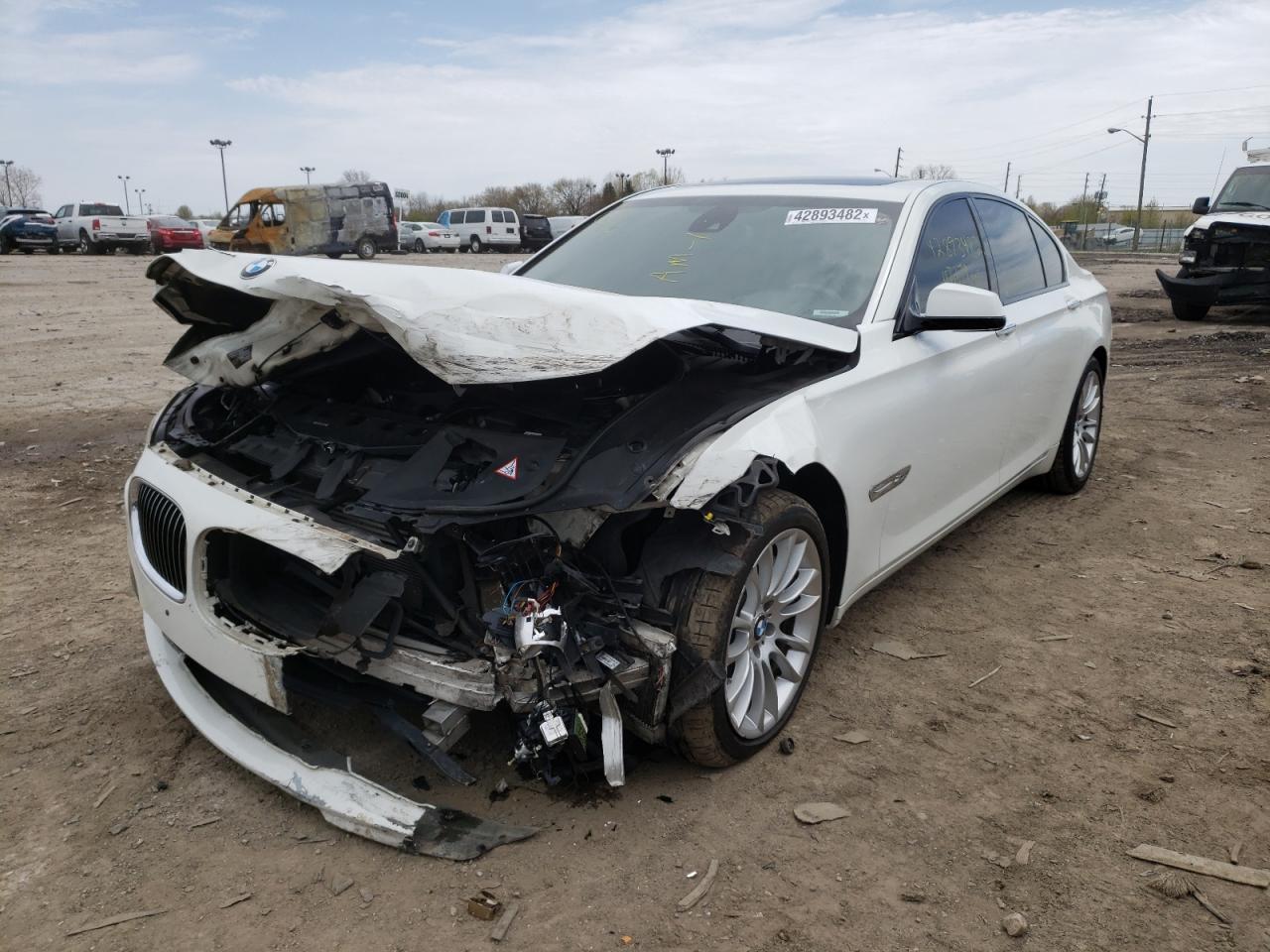 Photo 2 from auction – 2012 BMW 750 I with VIN WBAKC6C56CC396686