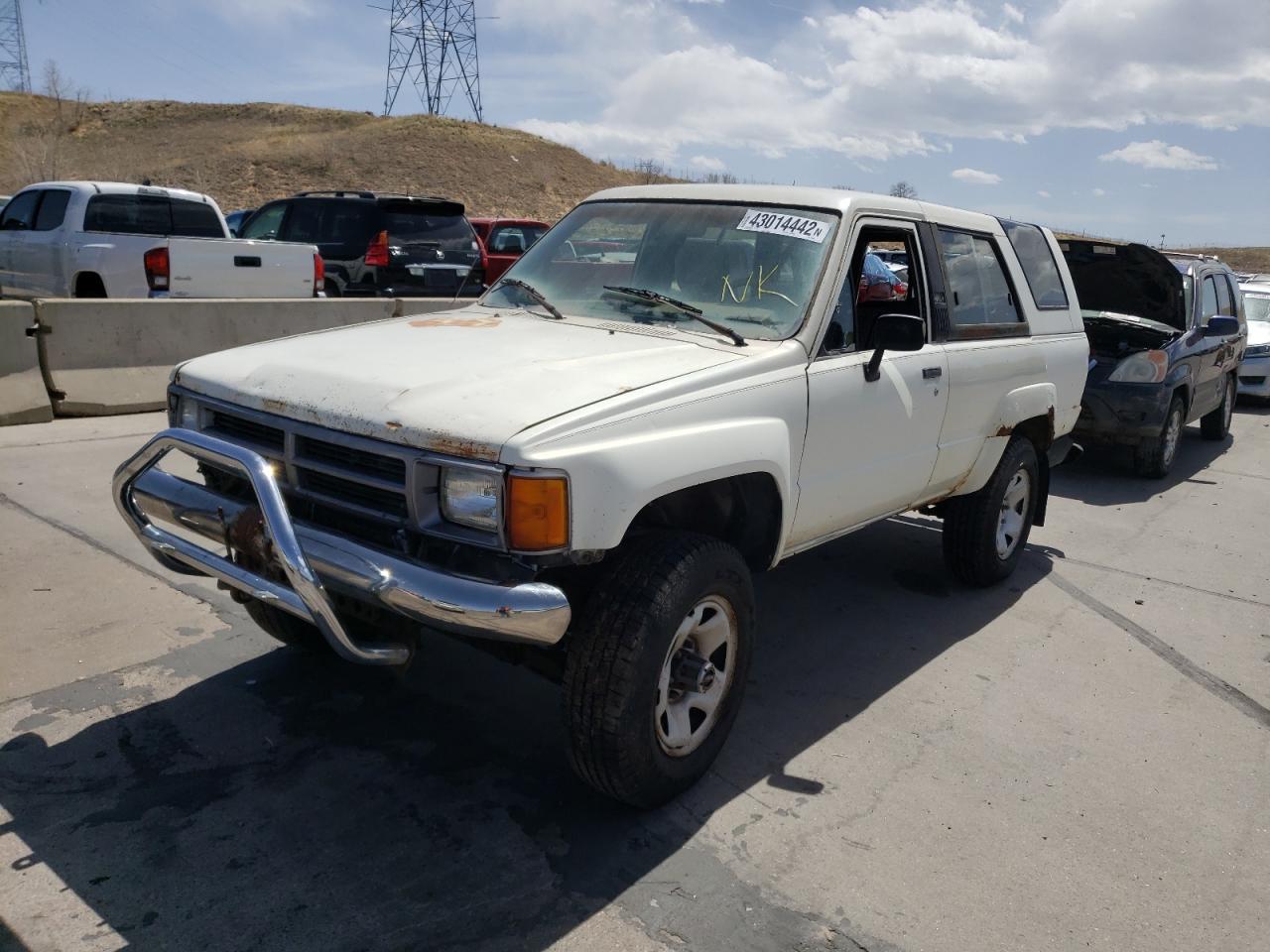 Photo 2 from auction – 1987 TOYOTA 4RUNNER RN with VIN JT4RN62D9H0110665