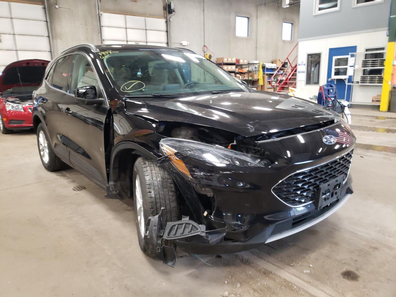 FORD ESCAPE SE 2020 with VIN 1FMCU9G68LUA38889 - Photo from auction