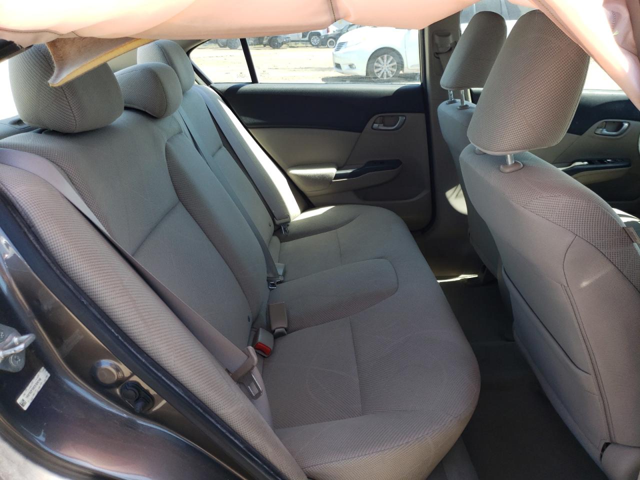 Photo 6 from auction – 2012 HONDA CIVIC LX with VIN 19XFB2F5XCE324748