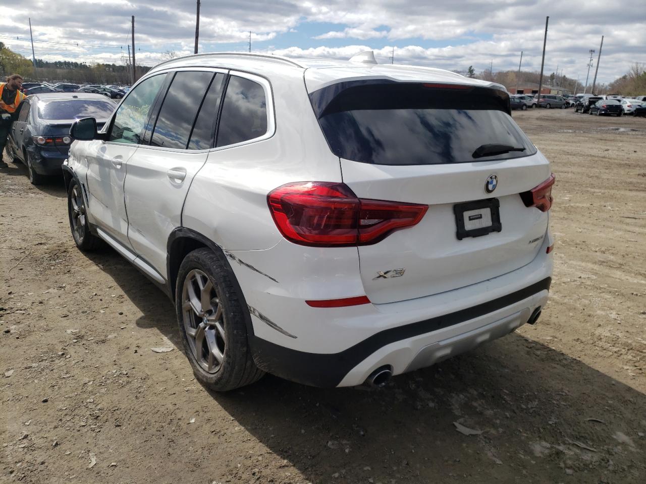 Photo 3 from auction – 2021 BMW X3 XDRIVE3 with VIN 5UXTY5C00M9E81143
