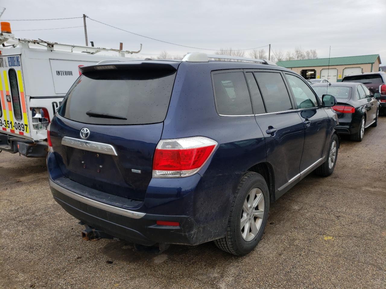 Photo 4 from auction – 2011 TOYOTA HIGHLANDER with VIN 5TDZA3EH9BS009493