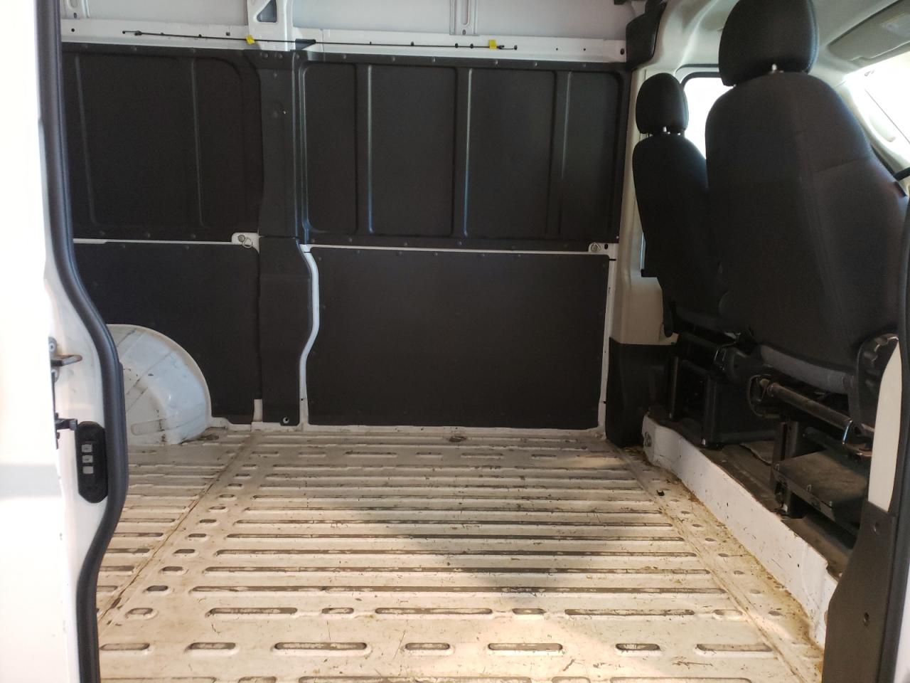Photo 6 from auction – 2019 RAM PROMASTER with VIN 3C6TRVBGXKE547563