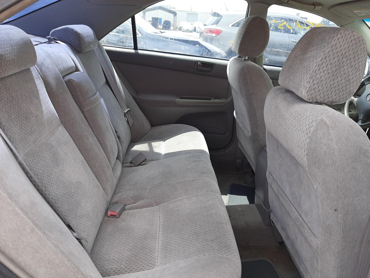Photo 6 from auction – 2003 TOYOTA CAMRY LE with VIN 4T1BE32K03U654600