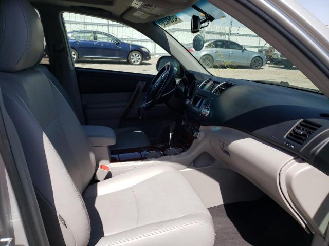 Photo 5 from auction – 2011 TOYOTA HIGHLANDER with VIN 5TDDK3EH2BS059031