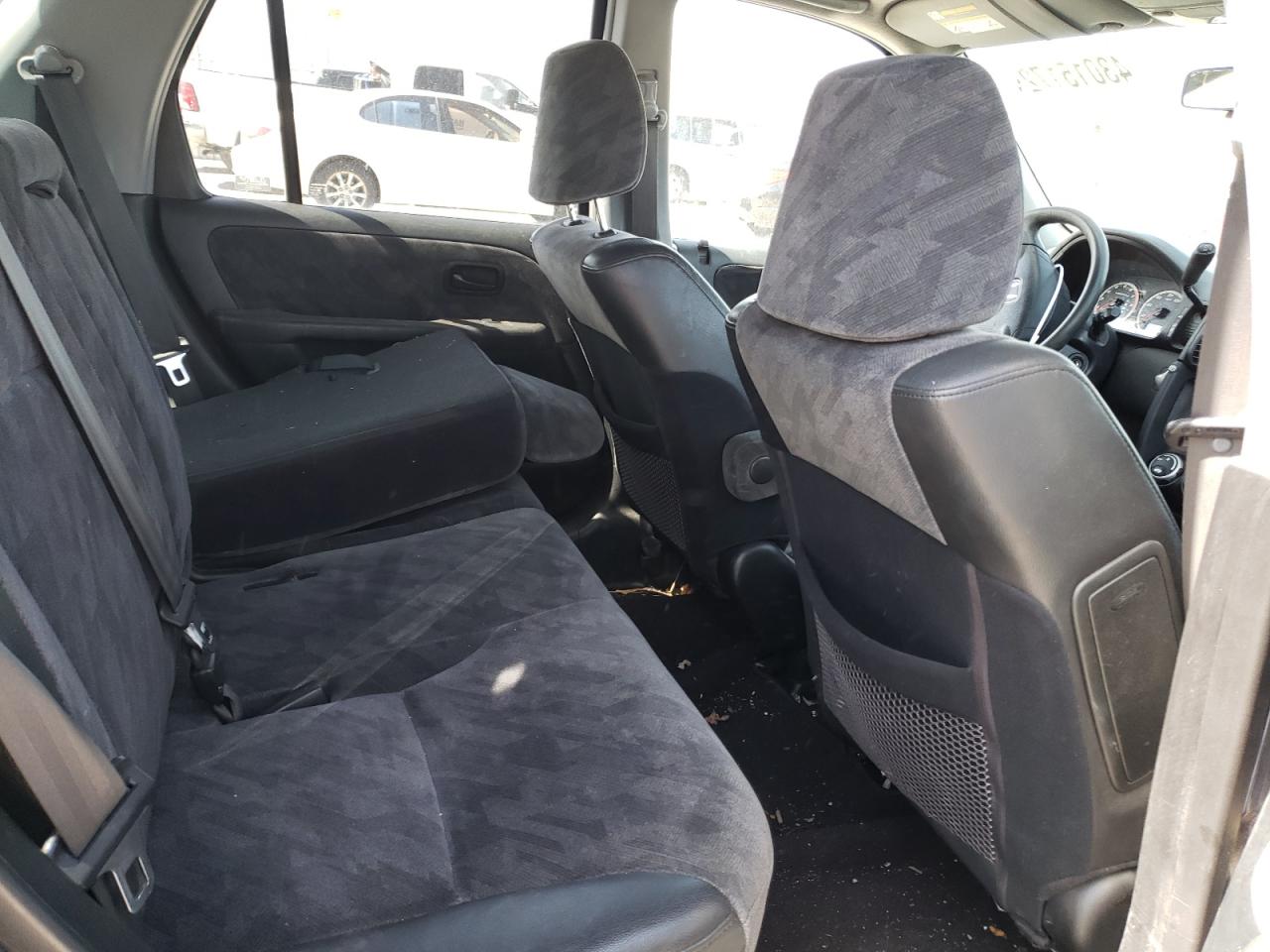 Photo 6 from auction – 2004 HONDA CR-V EX with VIN JHLRD78854C056828