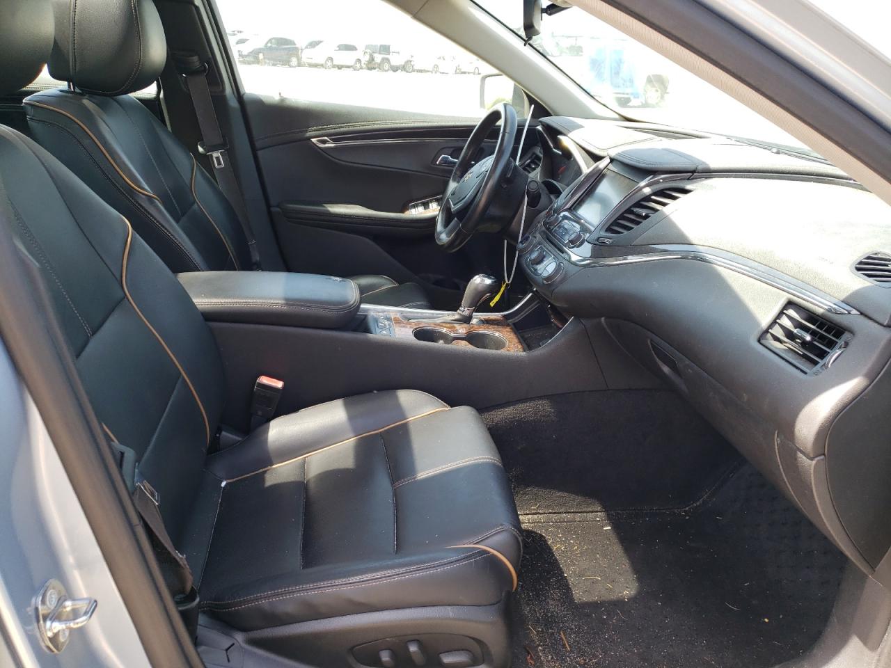 Photo 5 from auction – 2014 CHEVROLET IMPALA LTZ with VIN 1G1155S38EU112418