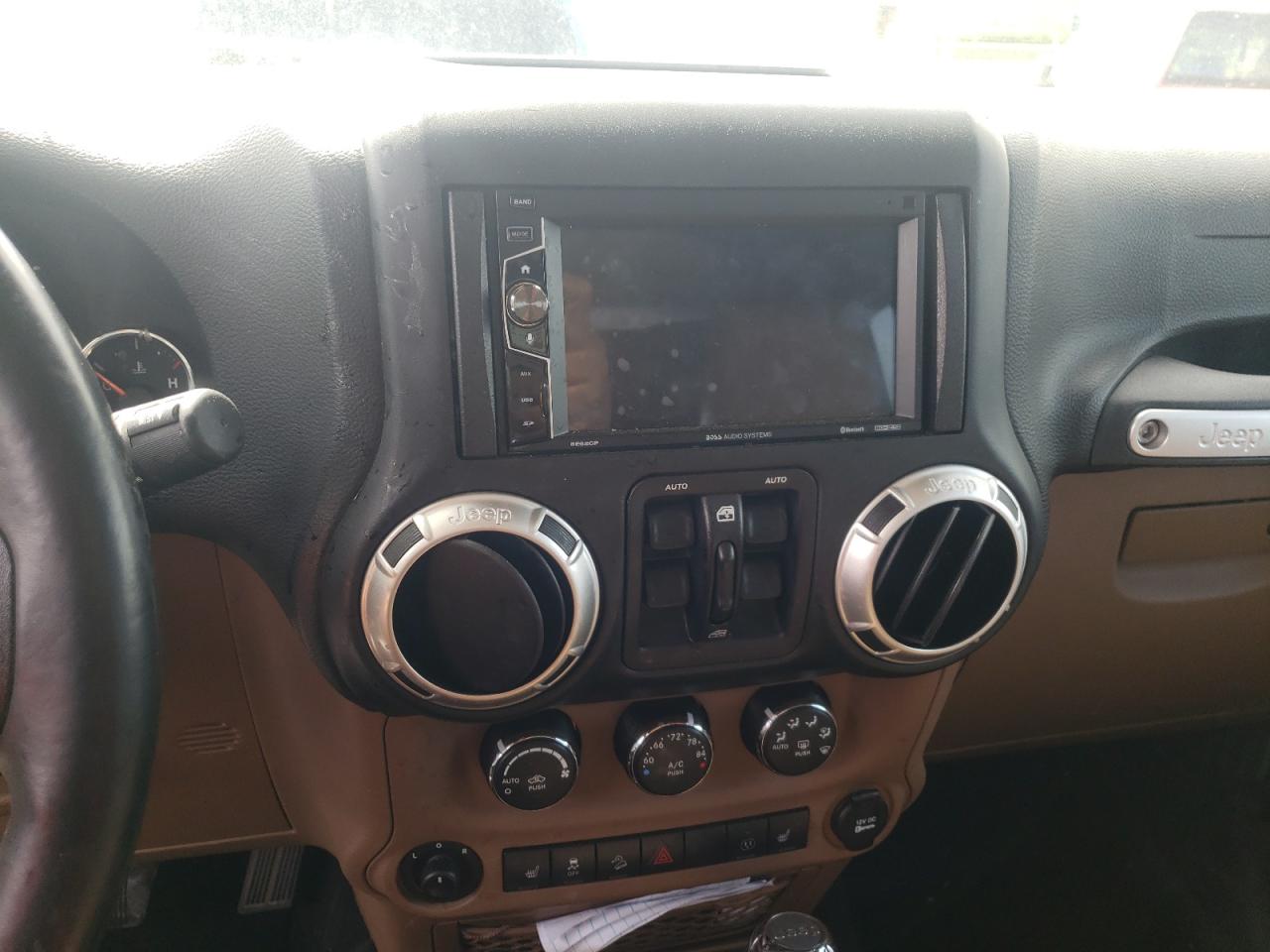 Photo 9 from auction – 2017 JEEP WRANGLER U with VIN 1C4BJWEG4HL601422