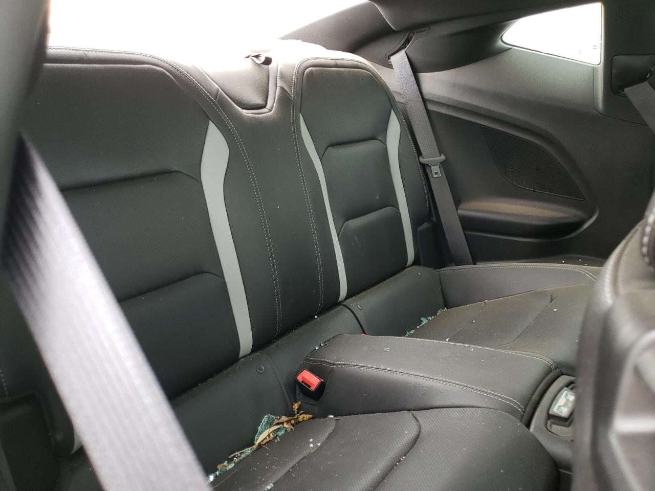 Photo 6 from auction – 2018 CHEVROLET CAMARO LT with VIN 1G1FD1RS5J0186802