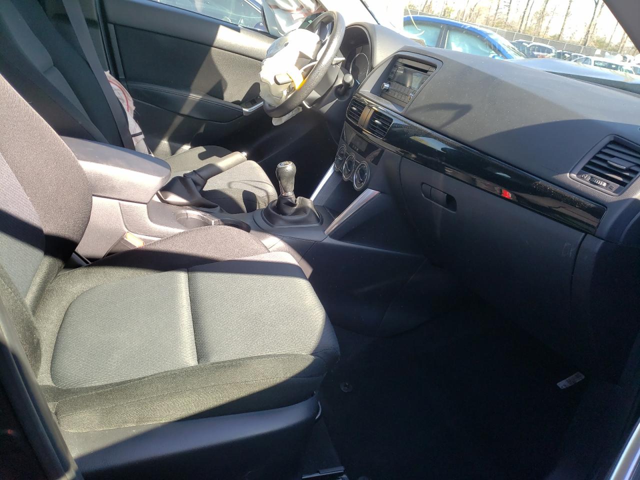 Photo 5 from auction – 2015 MAZDA CX-5 SPORT with VIN JM3KE2BE3F0446402