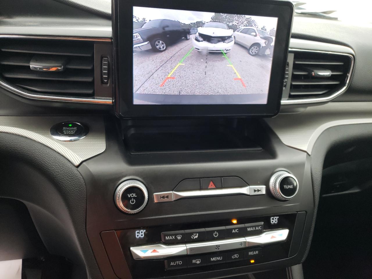 Photo 9 from auction – 2020 FORD EXPLORER X with VIN 1FMSK7DH5LGB74004