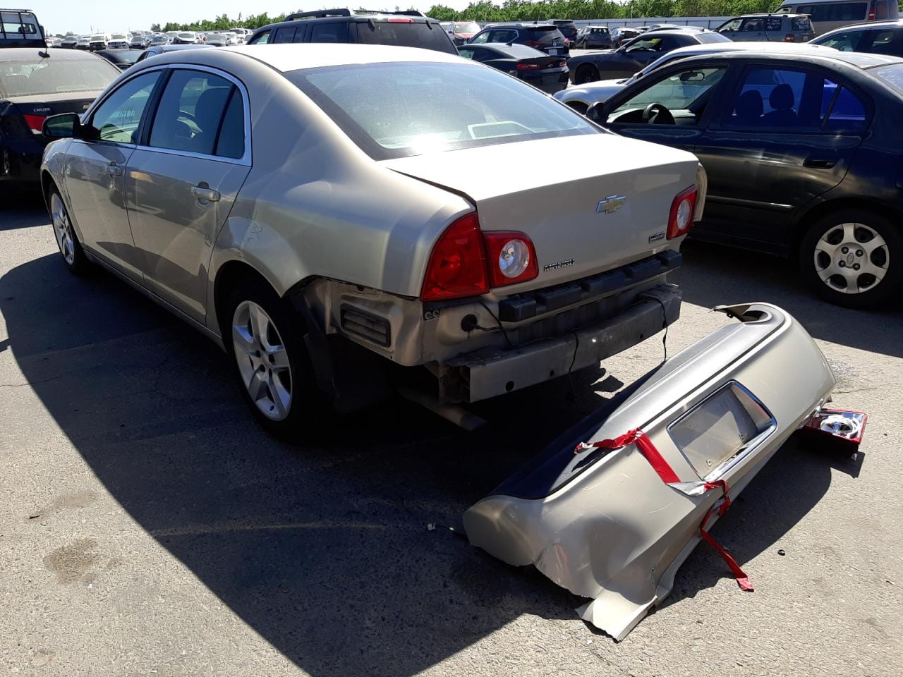 Photo 3 from auction – 2010 CHEVROLET MALIBU LS with VIN 1G1ZA5E02AF105821
