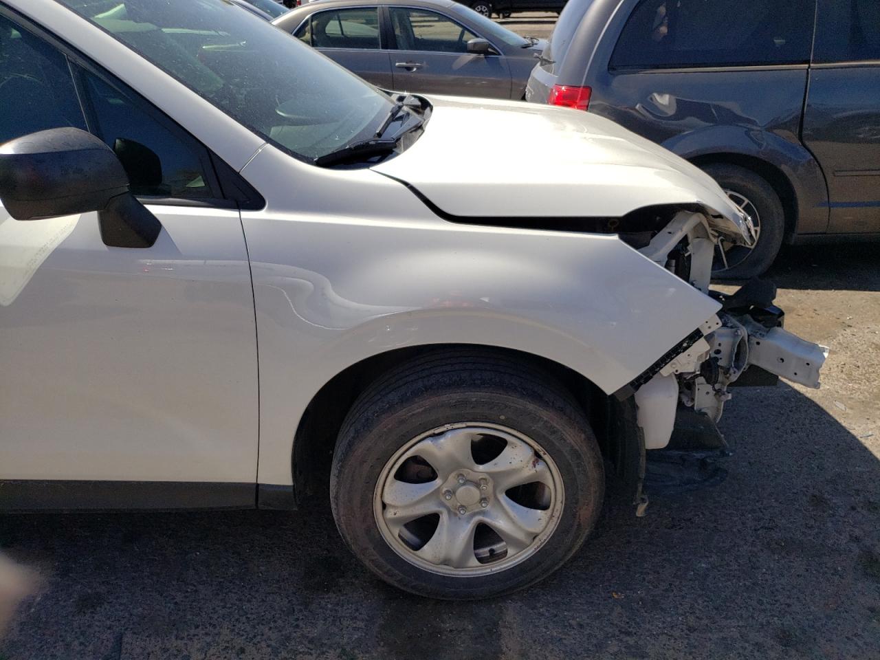 Photo 9 from auction – 2018 SUBARU FORESTER 2 with VIN JF2SJAAC8JG556362
