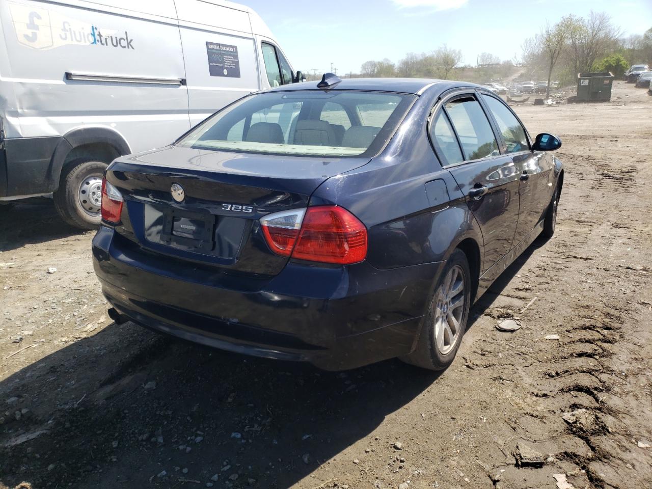Foto 4 de la subasta – 2006 BMW 325 I con VIN WBAVB13526KR66907