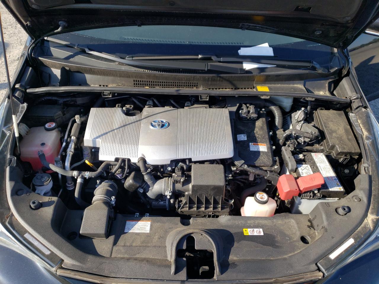 Photo 7 from auction – 2018 TOYOTA PRIUS with VIN JTDKARFU5J3551934