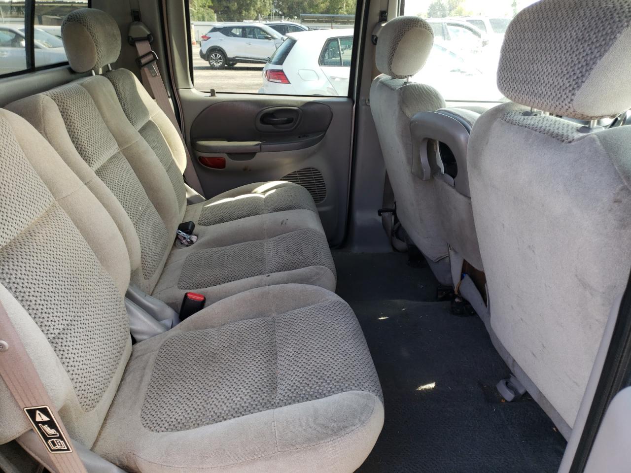Photo 6 from auction – 2001 FORD F150 SUPER with VIN 1FTRW07W01KF74720