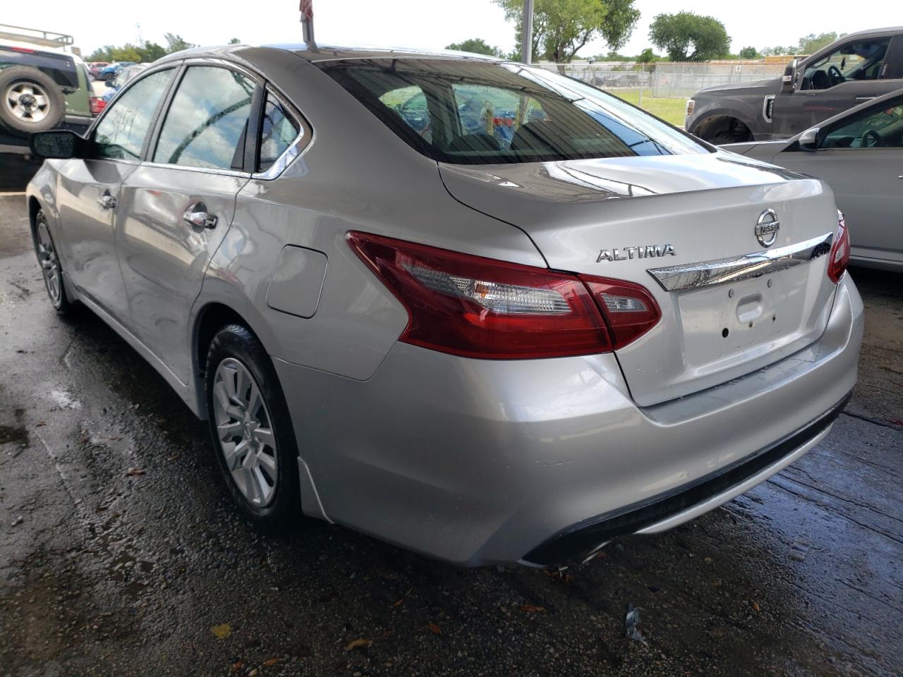 Photo 3 from auction – 2018 NISSAN ALTIMA 2.5 with VIN 1N4AL3AP7JC254075