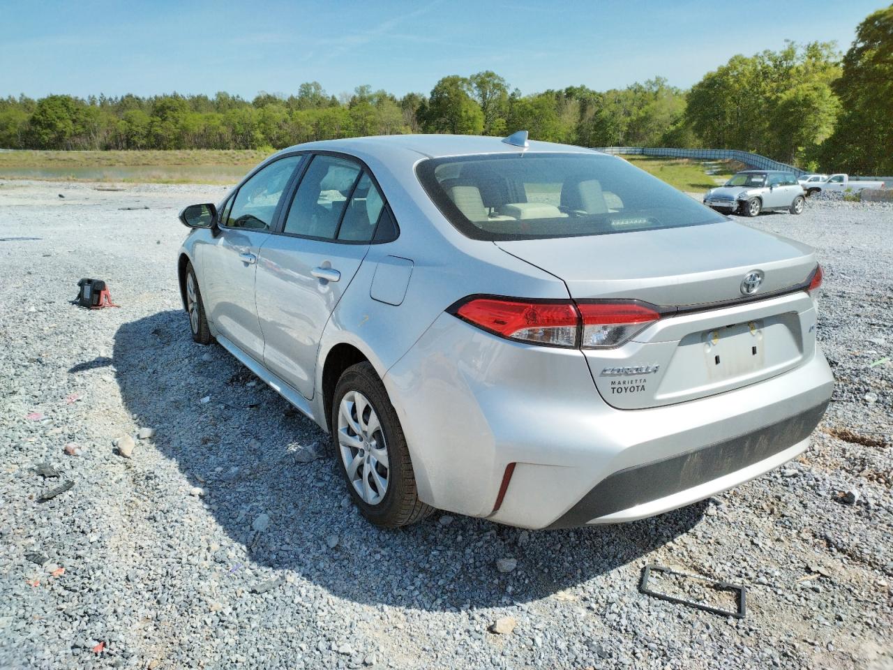 Photo 3 from auction – 2021 TOYOTA COROLLA LE with VIN JTDEPMAEXMJ172622