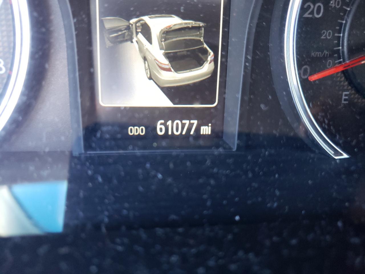 Photo 8 from auction – 2016 TOYOTA CAMRY LE with VIN 4T1BF1FK0GU262394