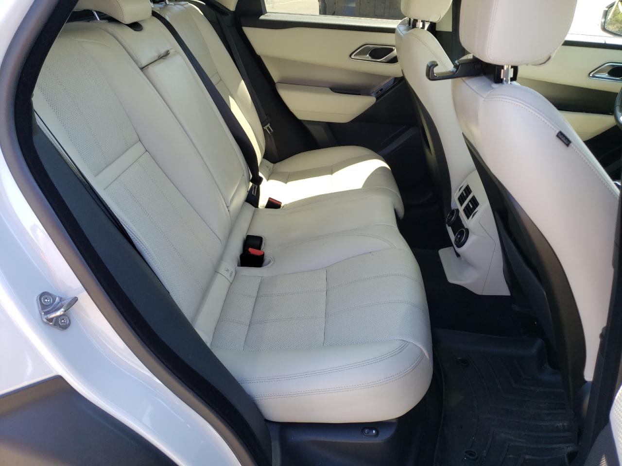 Photo 6 from auction – 2018 LAND ROVER RANGE ROVE with VIN SALYB2RV6JA756458