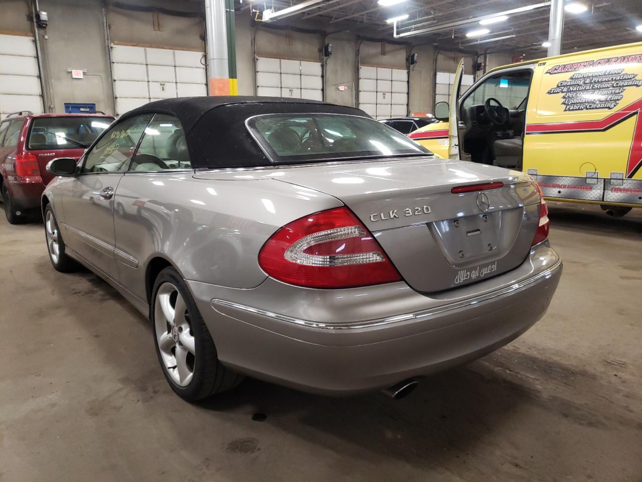 Photo 3 from auction – 2005 MERCEDES-BENZ CLK 320 with VIN WDBTK65J55F142245