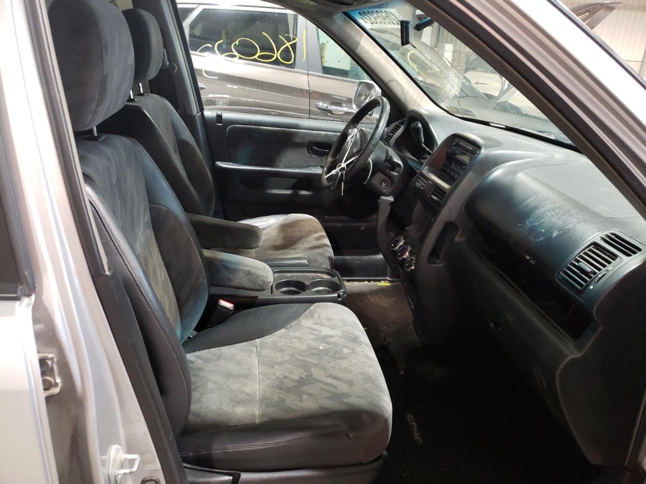 Photo 5 from auction – 2004 HONDA CR-V EX with VIN SHSRD78874U223523