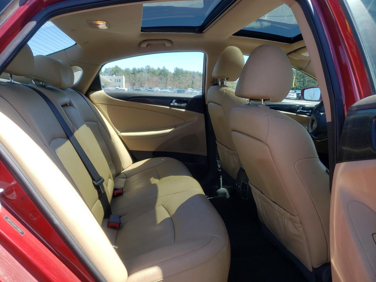 Photo 6 from auction – 2012 HYUNDAI SONATA SE with VIN 5NPEC4AC9CH348660