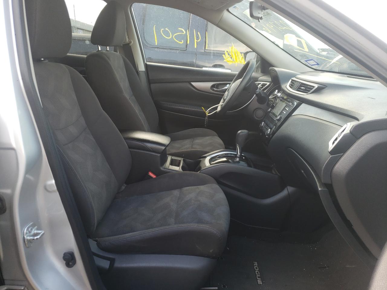 Photo 5 from auction – 2016 NISSAN ROGUE S with VIN KNMAT2MVXGP622796