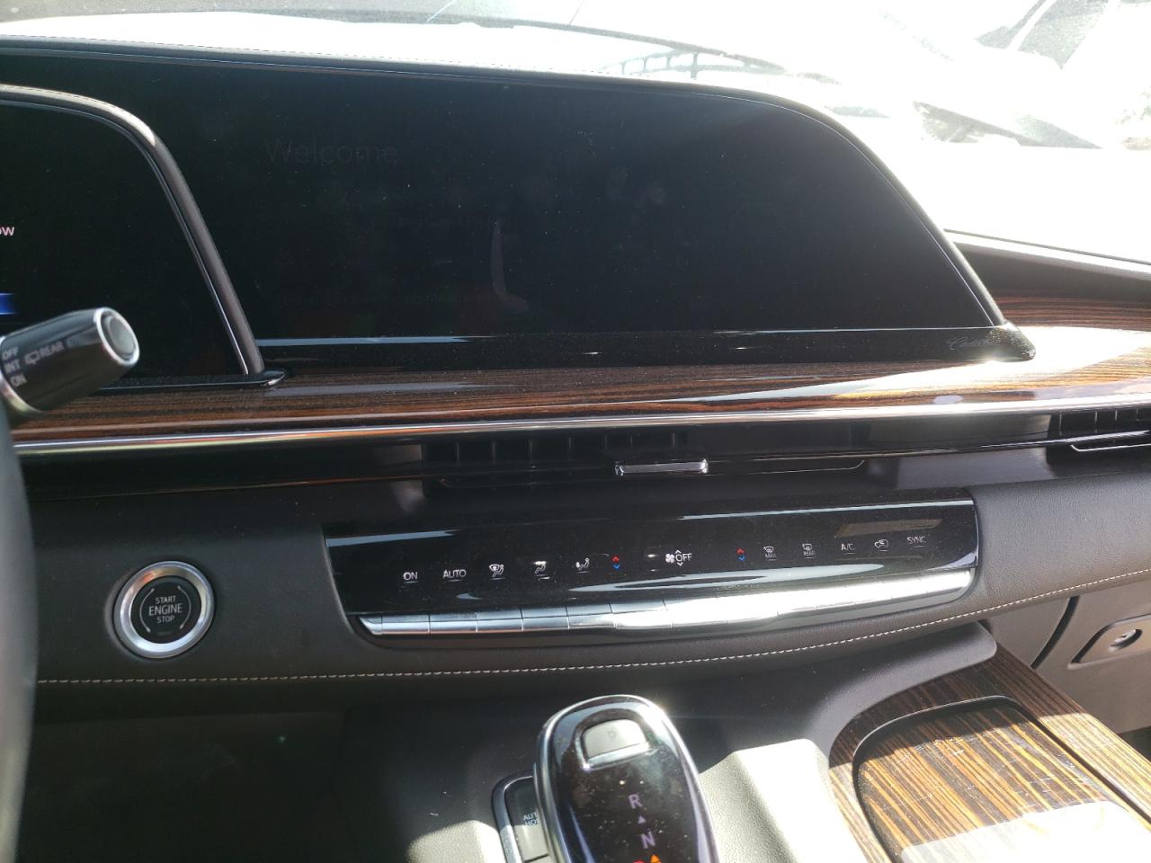 Photo 9 from auction – 2021 CADILLAC ESCALADE E with VIN 1GYS3KKL3MR338264